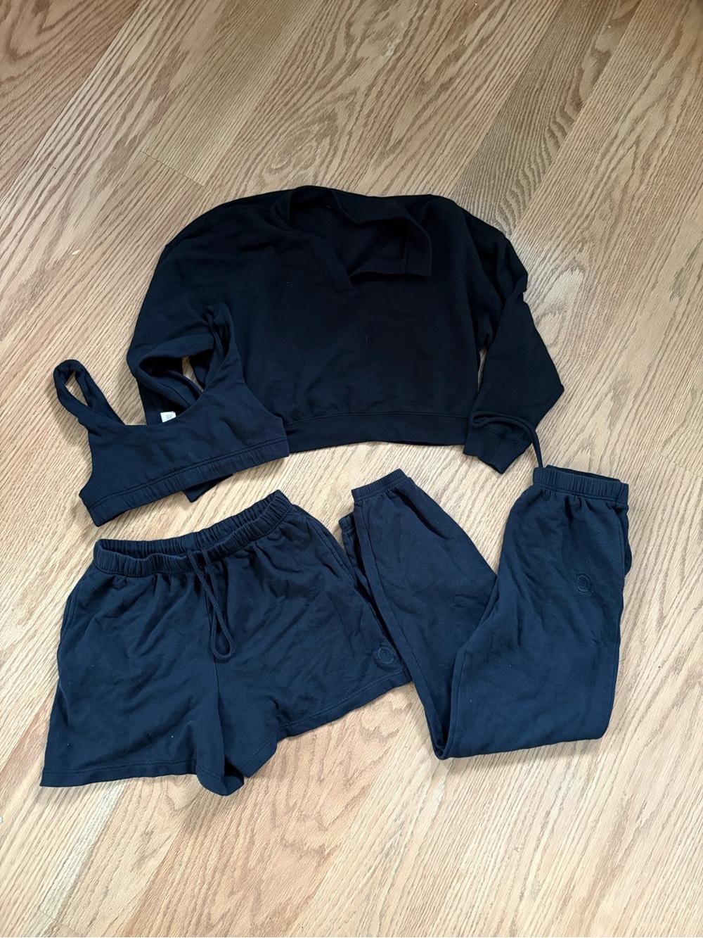 Black Victoria’s Secret lounge bundle